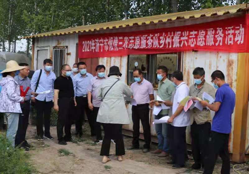 2076481595.jpg 2076481595.jpg