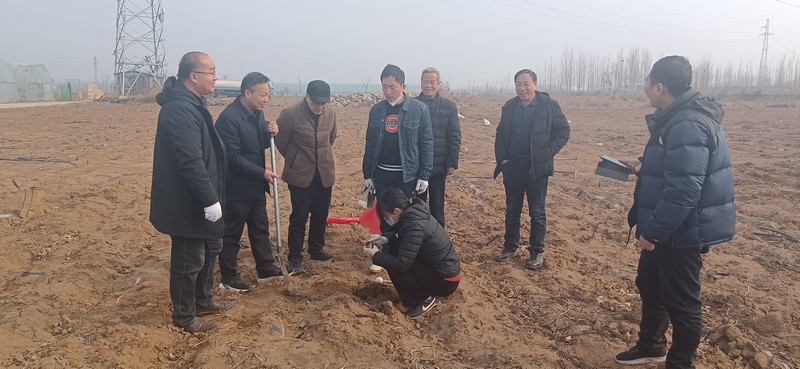 05泗水土壤采集2.jpg 05泗水土壤采集2.jpg