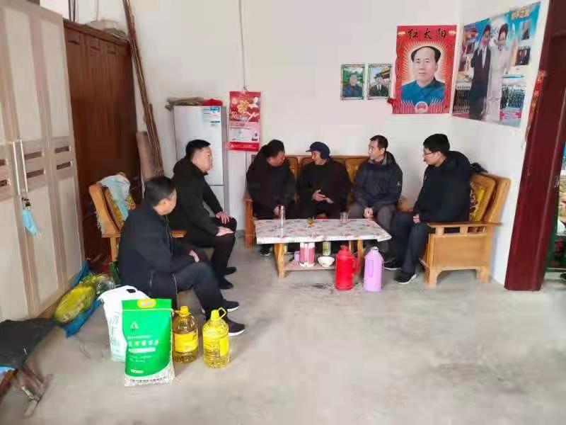 2046646490.jpg 2046646490.jpg