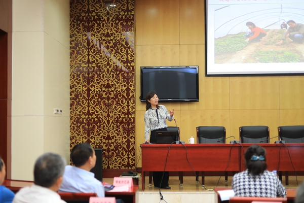 7C3A4056.JPG 7C3A4056.JPG